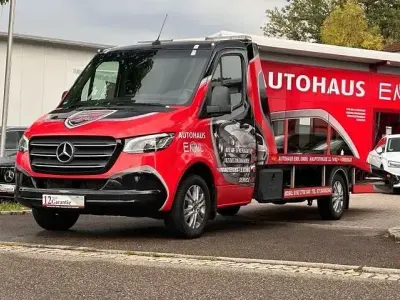 Używany Mercedes Sprinter 190 KM (139 kW) 2023 Czarny Van