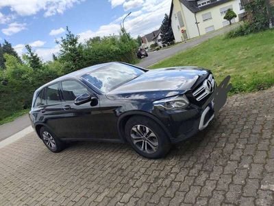 Mercedes GLC220