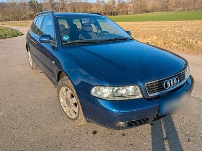 Gebraucht Audi A4 102 PS (75 kW) 2001 Blau Kombi