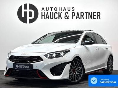 Gebraucht Kia Ceed GT GT 204 PS (150 kW) 2022 Weiß Limousine