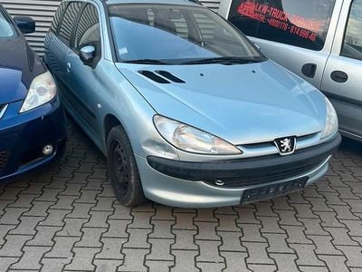 Second-hand Peugeot 206 75 CP (55 kW) 2003 Verde Break