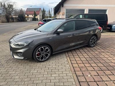 Second-hand Ford Focus ST-Line 182 CP (133 kW) 2019 Gri Break