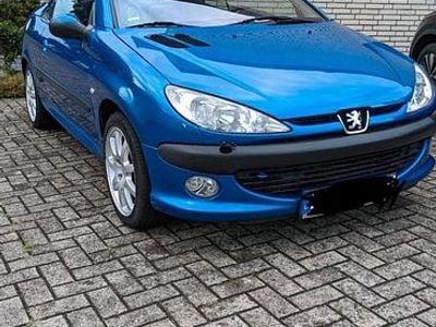 Gebraucht Peugeot 206 CC 136 PS (100 kW) 2001 Blau Cabrio