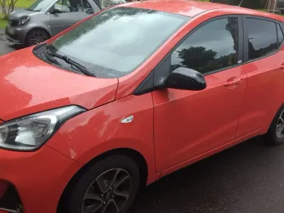 Gebraucht Hyundai i10 67 PS (49 kW) 2019 Rot Kleinwagen