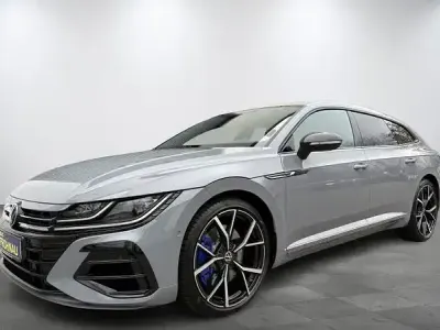 Usata VW Arteon R 320 CV (235 kW) 2023 Grigio Berlina