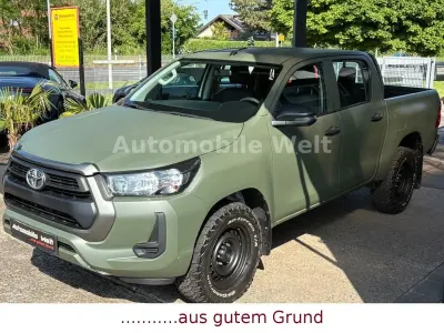 Używany Toyota HiLux 150 KM (110 kW) 2022 Biały Pickup