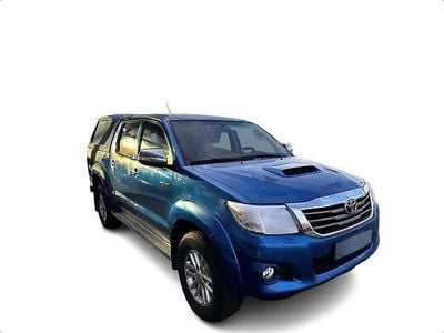 Ultramarinblau metallic Gebraucht 2014 Toyota HiLux Executive Abholung | 21.500 € (Etwas zu teuer)
