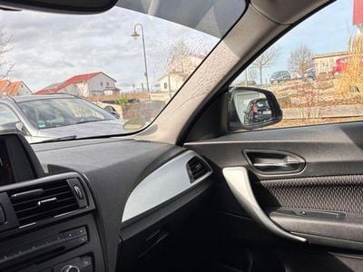 Gebraucht BMW 116 136 PS (100 kW) 2012 Schwarz Kleinwagen