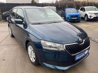 Gebraucht Skoda Fabia Ambition 95 PS (69 kW) 2020 Blau Limousine
