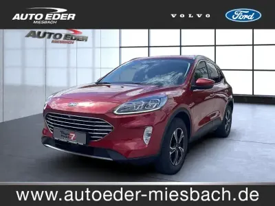 Gebraucht Ford Kuga Titanium X 225 PS (165 kW) 2022 Lucidrot (metallic) SUV