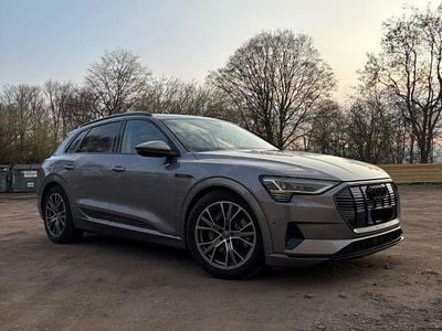 Gebraucht Audi e-tron Sport 300 kW (408 PS) 2019 Grau SUV