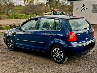 Second-hand VW Polo 61 CP (44 kW) 2003 Albastru Hatchback