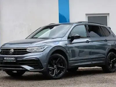 Gebraucht VW Tiguan Allspace R-line 190 PS (139 kW) 2023 Grau SUV