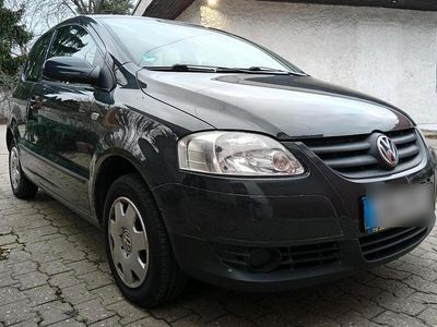 Gebraucht VW Fox 55 PS (40 kW) 2005 Grau Kleinwagen