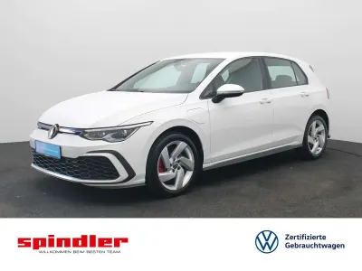 Gebraucht VW Golf VII GTE 245 PS (180 kW) 2021 Pure white Kleinwagen
