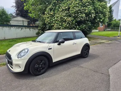 Gebraucht Mini ONE 102 PS (75 kW) 2016 Weiß Kleinwagen