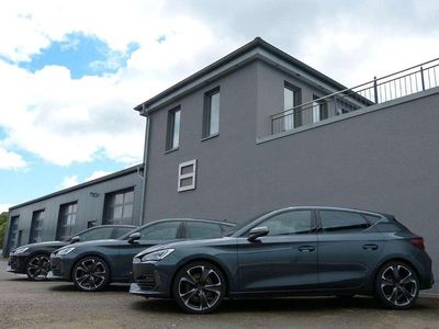 Gebraucht Cupra Leon Basis 150 PS (110 kW) 2024 Mitternachtsschwarz Kombi