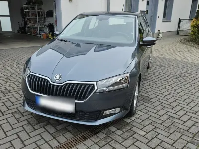 Begagnad Skoda Fabia Style 110 HK (80 kW) 2019 Grå Halvkombi