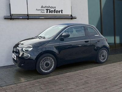 Onyx schwarz Gebraucht 2023 Fiat 500e Style Cabrio | 26.600 € (Teuer)