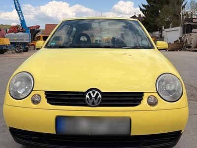 Second-hand VW Lupo 60 CP (44 kW) 2002 Galben Hatchback