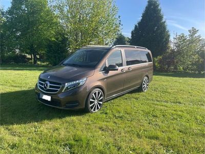 Mercedes V250