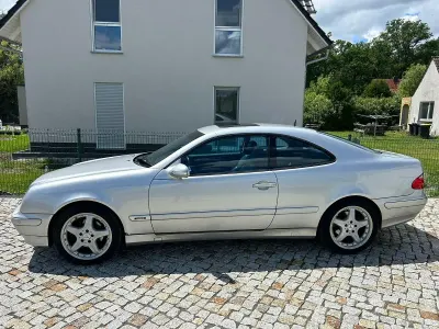 Gebraucht Mercedes CLK200 Avantgarde 163 PS (119 kW) 2002 Silber Coupé