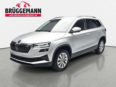 Reflex silber met. Neu 2025 Skoda Karoq Selection SUV | 32.890 € (Fairer Preis)
