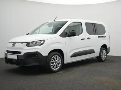 Neu Fiat Doblò 131 PS (96 kW) 2026 Weiß Van / Kleinbus