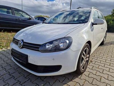 Gebraucht VW Golf VI Comfortline 105 PS (77 kW) 2010 Candyweiß Kleinwagen