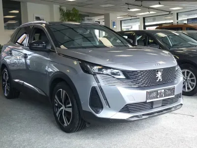 Gebraucht Peugeot 3008 GTi 131 PS (96 kW) 2023 Lack grau artense metallic SUV