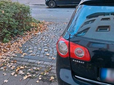 Gebraucht VW Passat 101 PS (74 kW) 2006 Schwarz Kombi