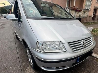 VW Sharan