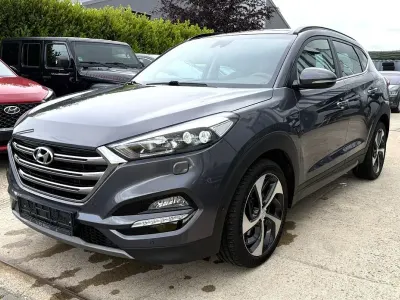 Gebraucht Hyundai Tucson 185 PS (136 kW) 2016 Grau SUV