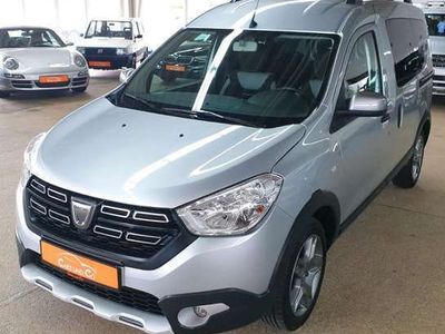 gebraucht Dacia Dokker Stepway 1Hand *SHZ*NAV*PDC*RK*TEM*DAB*