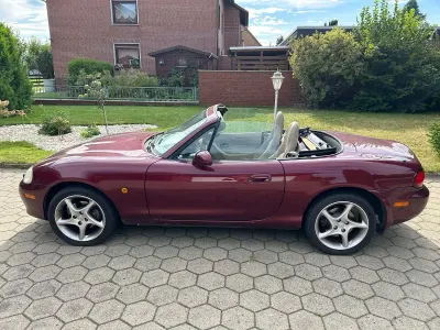 Gebraucht Mazda MX5 110 PS (80 kW) 2003 Rot Cabrio