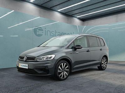 Grau Gebraucht 2024 VW Touran Highline Van / Kleinbus | 39.249 € (Etwas zu teuer)