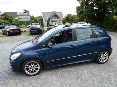Mercedes B180