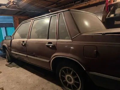 Gebraucht Volvo 760 156 PS (114 kW) 1983 Braun Limousine