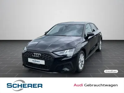 Gebraucht Audi A3 Basis 116 PS (85 kW) 2023 Brillantschwarz Limousine