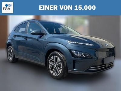 Usata Hyundai Kona Basis 100 kW (136 CV) 2024 Farbe: SUV