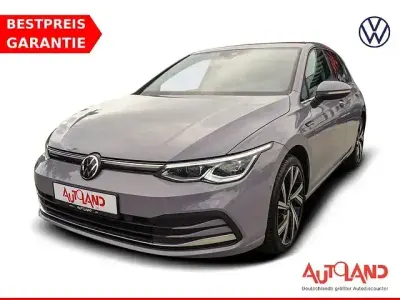 Gebraucht VW Golf VIII Style 150 PS (110 kW) 2023 Grau Limousine