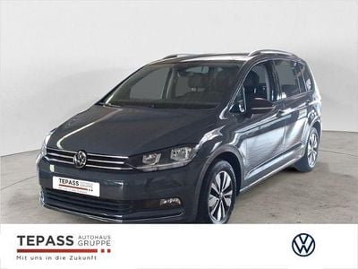 Grau Gebraucht 2025 VW Touran Comfortline Van / Kleinbus | 29.960 € (Superpreis)