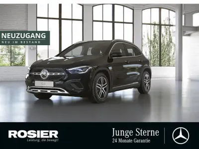 Gebraucht Mercedes GLA200 Progressive 150 PS (110 kW) 2023 Schwarz / nachtschwarz SUV
