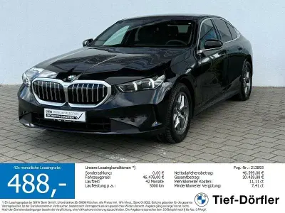Gebraucht BMW 520 Sport Line 197 PS (144 kW) 2025 Black sapphire metallic Limousine