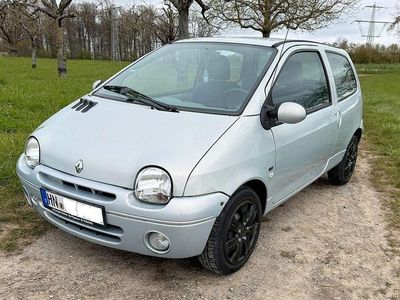 Gebraucht Renault Twingo 75 PS (55 kW) 2004 Blau Kleinwagen