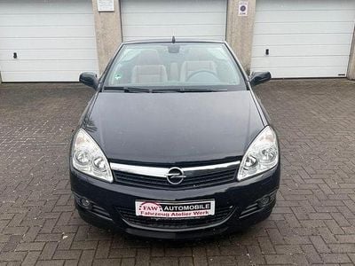 Gebraucht Opel Astra Cabriolet Cosmo 140 PS (102 kW) 2007 Saphirschwarz/black sapphire Cabrio