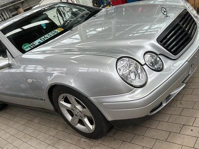 Mercedes CLK320
