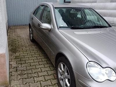 Mercedes C180