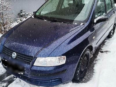 Blau Gebraucht 2003 Fiat Stilo Kombi | 2.000 € (Etwas zu teuer)