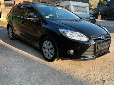 Gebraucht Ford Focus 2014 Schwarz Kombi